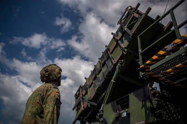 ΓΕΡΜΑΝΙΑ ΝΑΤΟ ΡΩΣΙΑ ΣΤΡΑΤΟΣ