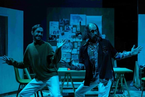 17 παραστάσεις που παίζουν Δευτερότριτα στις αθηναϊκές σκηνές τώρα