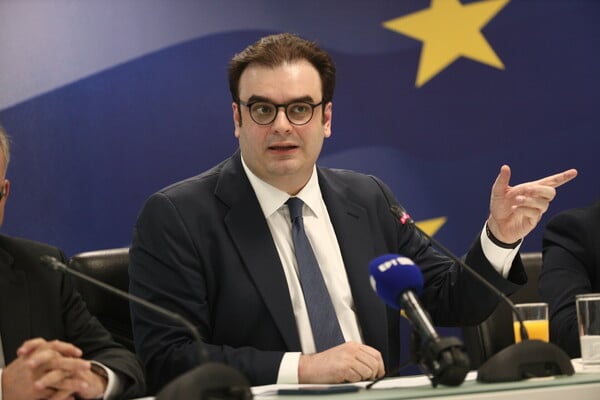 Κυριάκος Πιερρακάκης: Ποιος είναι ο αντίπαλός του – Πότε και πώς εκλέγεται ο νέος πρόεδρος του Eurogroup