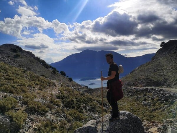 «Εδώ νιώθω πραγματικά ελεύθερος, δημιουργικός και κοντά στις ρίζες μου»