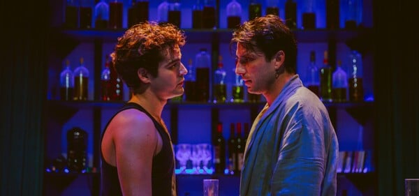 17 παραστάσεις που παίζουν Δευτερότριτα στις αθηναϊκές σκηνές τώρα