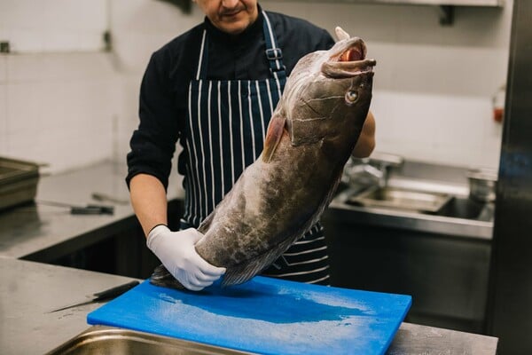 Ξαναβρίσκουμε την ουσία του καλού φαγητού στην αθηναϊκή εστίαση