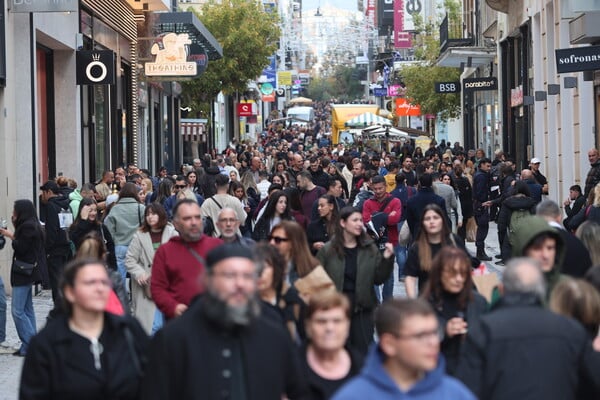 Ανοιχτά αύριο τα εμπορικά καταστήματα 