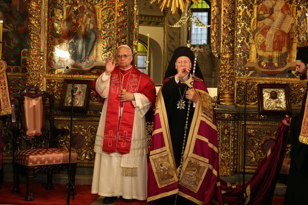 Οι συναντήσεις Πάπα–Βαρθολομαίου και το μήνυμά της για τον χριστιανικό κόσμο