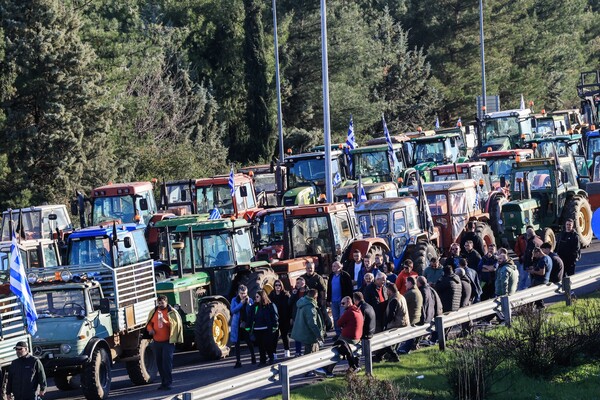 ΑΓΡΟΤΕΣ ΜΠΛΟΚΑ ΑΘΗΝΩΝ ΘΕΣΣΑΛΟΝΙΚΗ ΕΘΝΙΚΗ ΟΔΟΣ