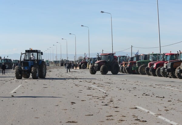 ΑΓΡΟΤΕΣ ΜΑΛΓΑΡΑ ΕΘΝΙΚΗ ΟΔΟΣ ΛΑΡΙΣΑ