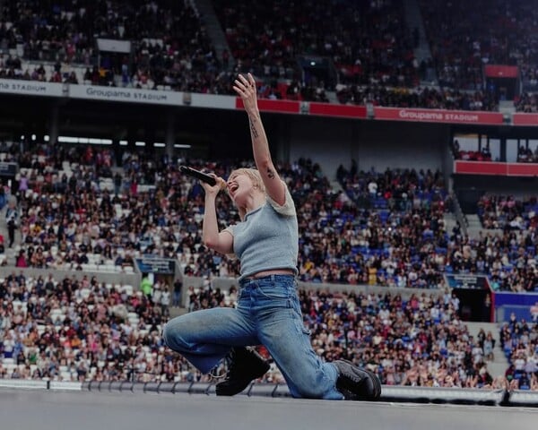 Hayley Williams: Ρατσιστές, σεξιστές και τρανσφοβικοί δεν είναι ευπρόσδεκτοι στην περιοδεία μου