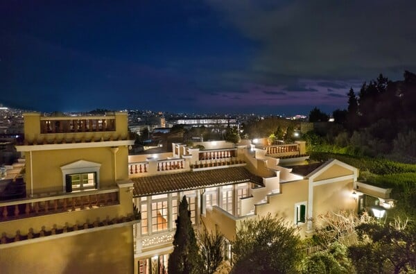 Σπίτι «στη σκιά» της Ακρόπολης πωλείται για 9.5 εκατομμύρια ευρώ