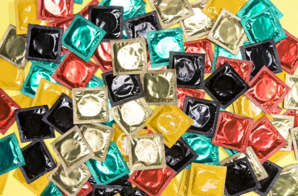 Η Κίνα φορολογεί τα προφυλακτικά για να τονώσει τις γεννήσεις