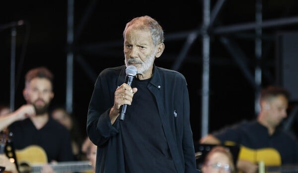 Σταύρος Ξαρχάκος: Η δήλωσή του υπέρ του Γιώργου Χατζιδάκι αναφορικά με την περιοδεία αφιέρωμα στον Μάνο Χατζιδάκι