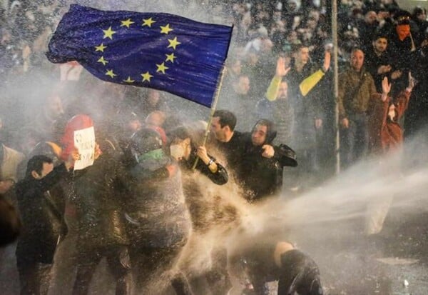 ΧΗΜΙΚΑ ΟΠΛΑ ΓΕΩΡΓΙΑ ΔΙΑΔΗΛΩΤΕΣ BBC