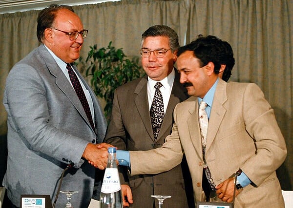 Περισσότεροι από 200 καλλιτέχνες ζητούν την απελευθέρωση φυλακισμένου Παλαιστίνιου ηγέτη