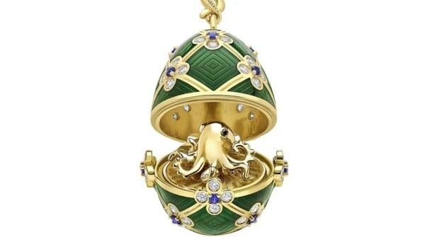 Άνδρας κατηγορείται για κλοπή μετά τους ισχυρισμούς ότι κατάπιε αυγό Φαμπερζέ αξίας 19.000 δολαρίων