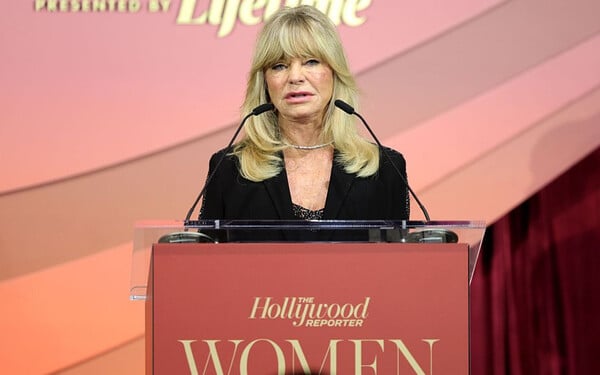 Γκόλντι Χον: «Δεν μπορεί απλά να έχει φύγει» - Η συγκινητική αναφορά στη φίλη της Νταϊάν Κίτον