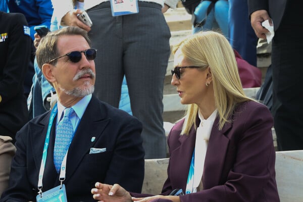 Χειμερινοί Ολυμπιακοί Αγώνες 2026: Η τελετή παράδοσης της Ολυμπιακής Φλόγας μέσα από 14 εικόνες