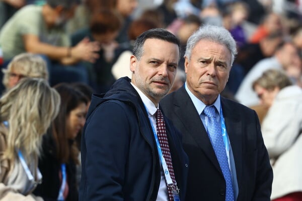 Χειμερινοί Ολυμπιακοί Αγώνες 2026: Η τελετή παράδοσης της Ολυμπιακής Φλόγας μέσα από 14 εικόνες