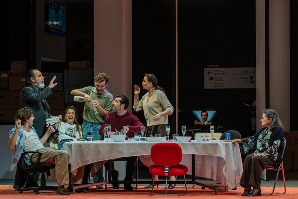 63 λεπτά με τον Γιάννη Τσουμαράκη