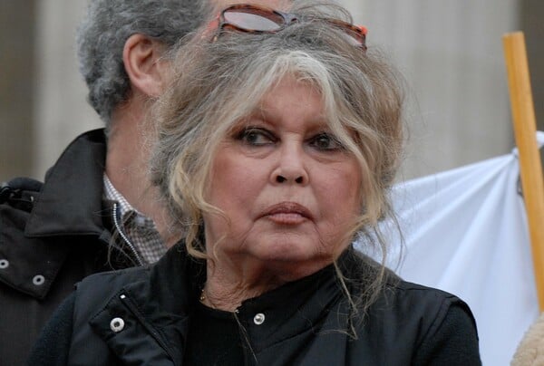 Μπριζίτ Μπαρντό: Εκμυστηρεύεται την κρίσιμη στιγμή που την απέτρεψε από μία απόπειρα αυτοκτονίας σε ντοκιμαντέρ