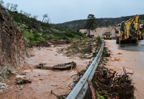 ΚΑΚΟΚΑΙΡΙΑ BYRON ΠΛΗΜΜΥΡΕΣ ΜΑΝΔΡΑ