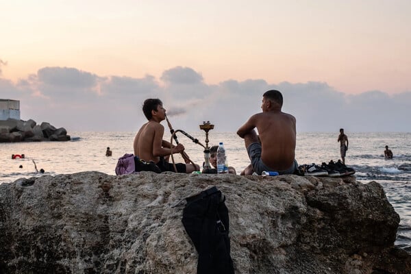 Βηρυτός: «Χαμπίμπι, κι ας πετούν από πάνω μας drones»