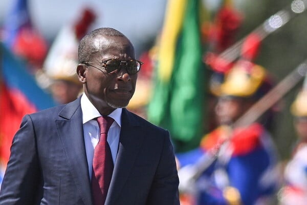 Απόπειρα πραξικοπήματος στο Μπενίν: «Η κατάσταση είναι απολύτως υπό έλεγχο», δηλώνει ο πρόεδρος 