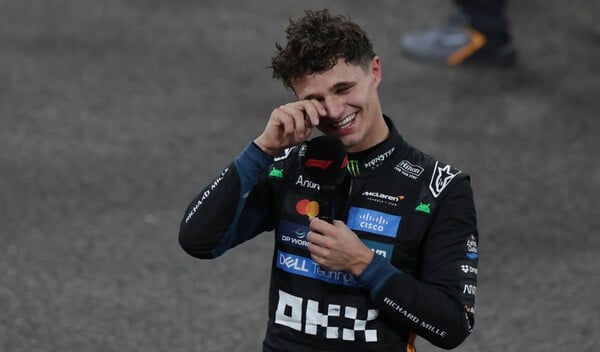 Παγκόσμιος πρωταθλητής της F1 ο Λάντι Νόρις: «Η καρδιά μου πήγαινε να σπάσει»