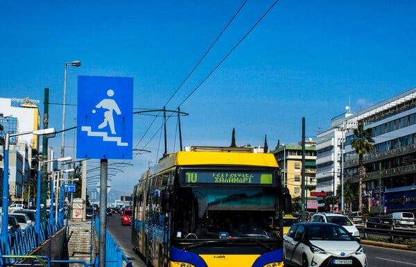 Παρελθόν τα τρόλεϊ στην Αθήνα - Ξεκίνησε η απόσυρση των καλωδίων