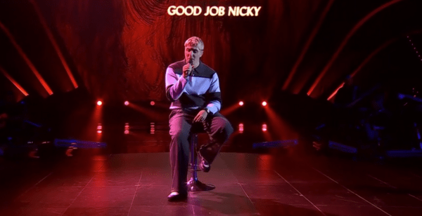 Good Job Nicky: Τραγούδησε για πρώτη φορά στα ελληνικά – Καθήλωσε με τον «Αύγουστο» στο Voice