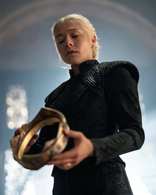 Το HBO αποκάλυψε τις πρώτες εικόνες από την 3η σεζόν του «House of the Dragon»