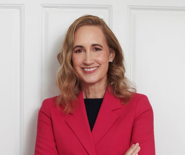 Sophie Kinsella: Πέθανε η συγγραφέας των best seller μυθιστορημάτων «Shopaholic» 