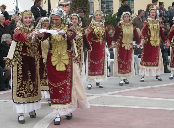 ΥΠΠΟ ΧΟΡΟΣ ΒΑΛΕ ΑΣΠΡΟΠΥΡΓΟΣ