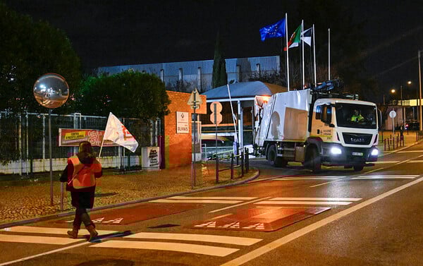 ΠΟΡΤΟΓΑΛΙΑ ΑΠΕΡΓΙΑ ΝΟΜΟΣΧΕΔΙΑ ΕΡΓΑΣΙΑ ΚΥΒΕΡΝΗΣΗ