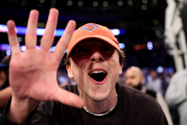 ΤΙΜΟΤΕ ΣΑΛΑΜΕ ΡΑΠΕΡ ESDEEKID