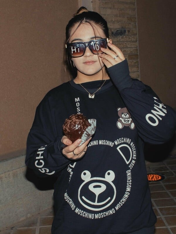 Ξέχνα το Ιράν που ήξερες: Η Gen Z ζει δυνατά και υπόγεια