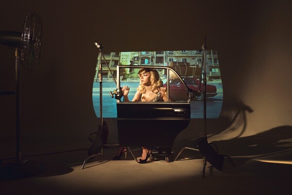 *Το δέρμα που κατοικώ/από τον Πάνο Μιχαήλ