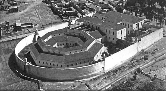 Η μυθιστορηματική απόδραση 8 κομμουνιστών από τις φυλακές Συγγρού το 1931