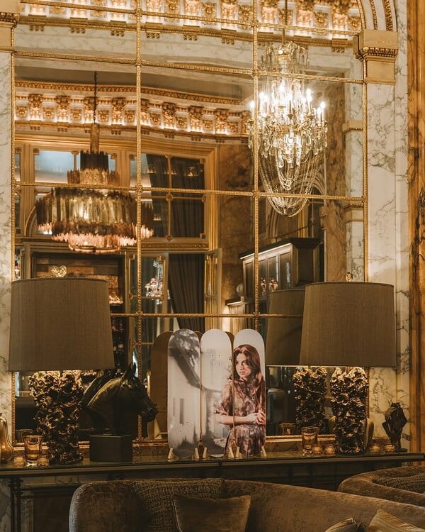 *Το δέρμα που κατοικώ/από τον Πάνο Μιχαήλ