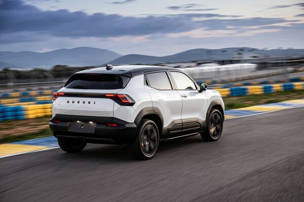 Το νέο Suzuki e Vitara οδηγεί τη Suzuki στο μέλλον