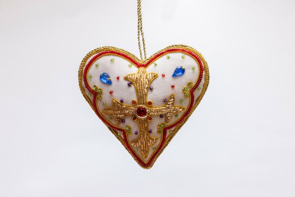 Τα ωραιότερα χριστουγεννιάτικα στολίδια της πόλης