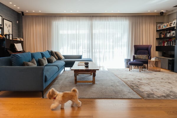 επεξ Ένα σπίτι με τσαγανό στη Φιλοθέη 