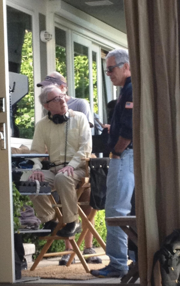 Από τον Πρίγκιπα Άντριου έως τον Γκέιτς: H ελίτ στις νέες φωτογραφίες του αρχείου Έπσταϊν