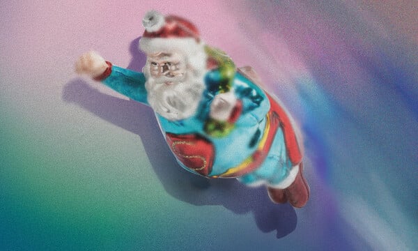 Τα ωραιότερα χριστουγεννιάτικα στολίδια της πόλης