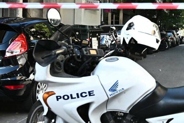 ΧΟΛΑΡΓΟΣ ΕΠΙΘΕΣΗ ΜΕ ΜΑΧΑΙΡΙ ΦΥΛΑΚΗ ΑΝΗΛΙΚΟΙ