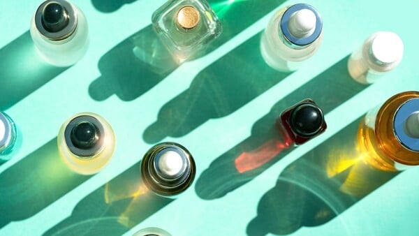 Mood-driven perfumes: Γιατί τα αρώματα που επιδρούν στη διάθεση κυριαρχούν τώρα;