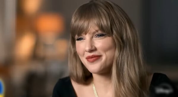 Τέιλορ Σουίφτ: Ξέσπασε κλάματα μετά τη συνάντηση με επιζώντες της αιματηρής επίθεση στο Σάουθπορτ