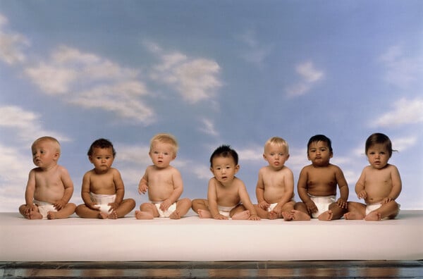 Πώς ένας δότης σπέρματος μπορεί να αποκτήσει εκατοντάδες παιδιά