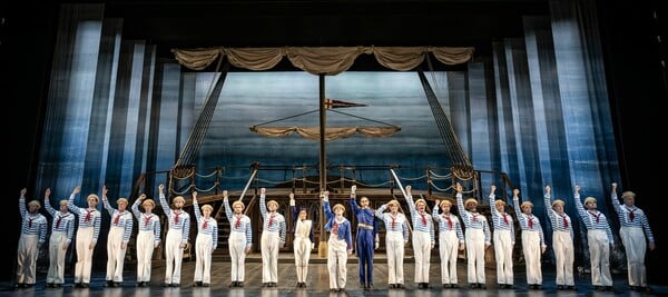 takis: Aπό το Κιάτο Κορινθίας στις όπερες του κόσμου 