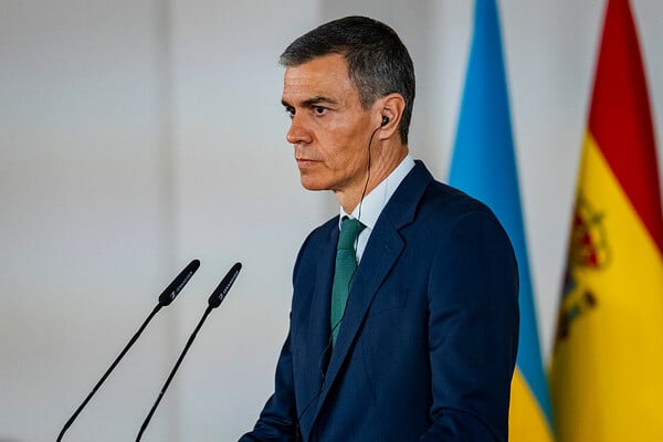 ΣΑΝΤΣΕΘ ΙΣΠΑΝΙΑ ΚΥΒΕΡΝΗΣΗ ΣΕΞΟΥΑΛΙΚΑ ΣΚΑΝΔΑΛΑ