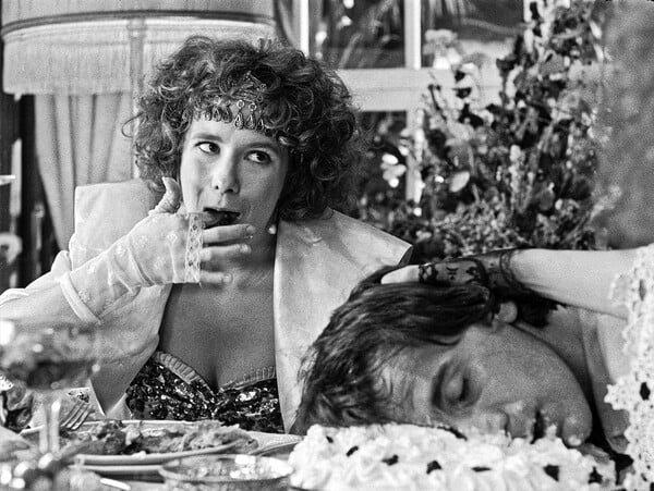 Είναι το «Singapore Sling» η πιο παρεξηγημένη ταινία του ελληνικού σινεμά;