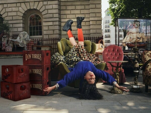 Η τέχνη της άνεσης: Η Dr. Martens επανασυστήνει τη Zebzag Sole μέσα από μια νέα σιλουέτα